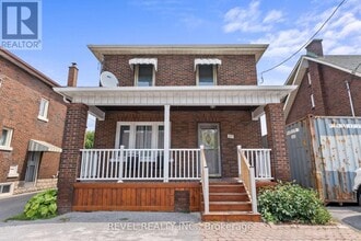 Building Photo - 325 Ritson Rd S