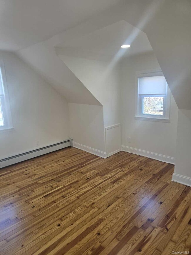 Foto del edificio - 119 Crown Ave