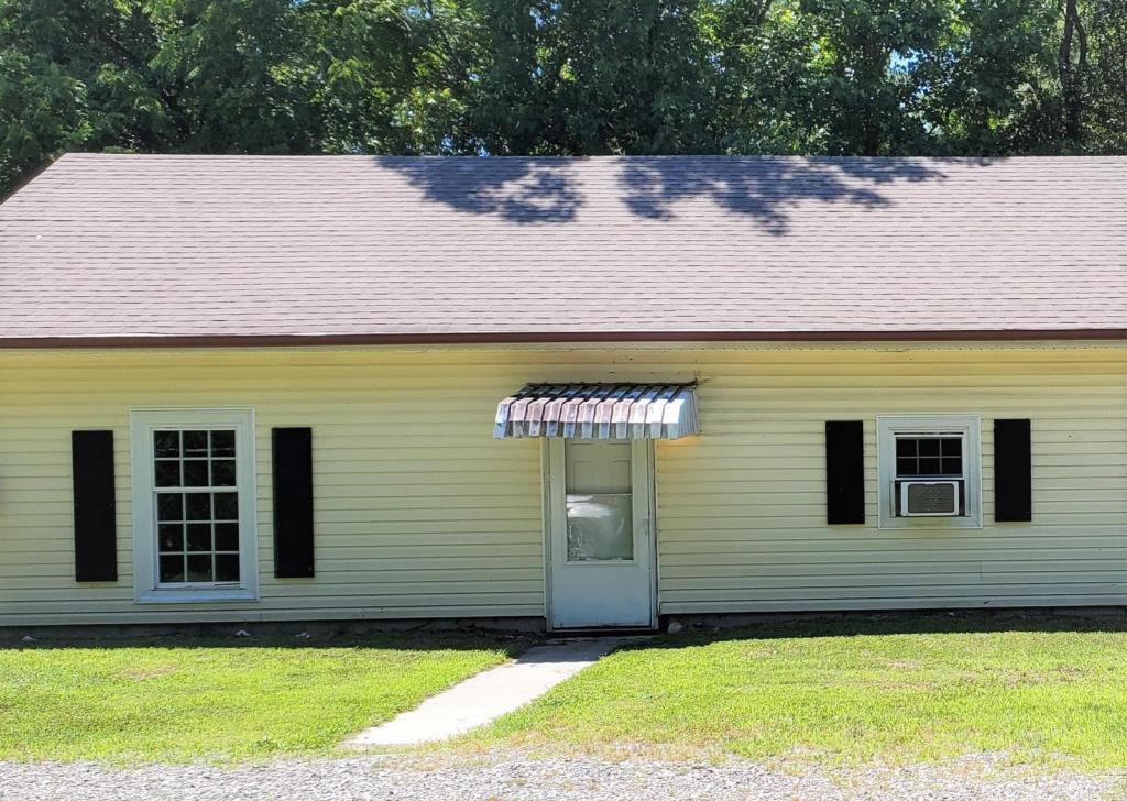 Primary Photo - 8564 Guinea Rd
