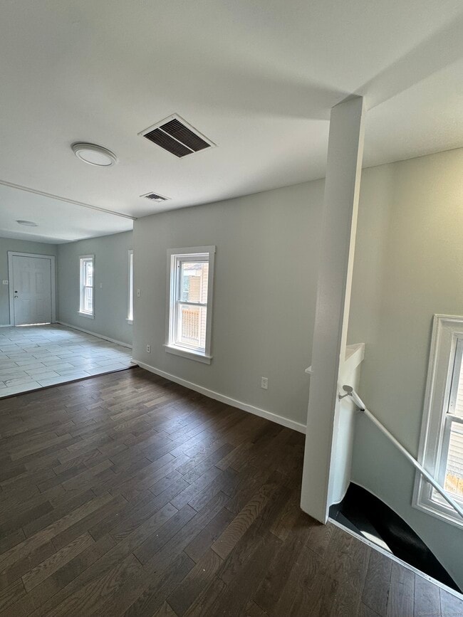 Building Photo - 151 West St