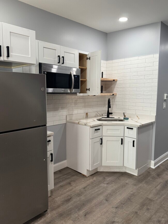 Foto del edificio - 2632 N Howard St