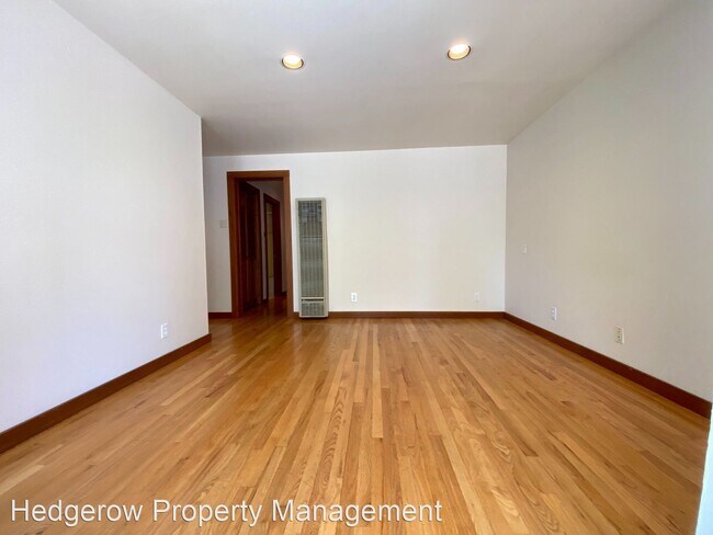 Building Photo - 1 br, 1 bath Apartment - *1230 Pine Street