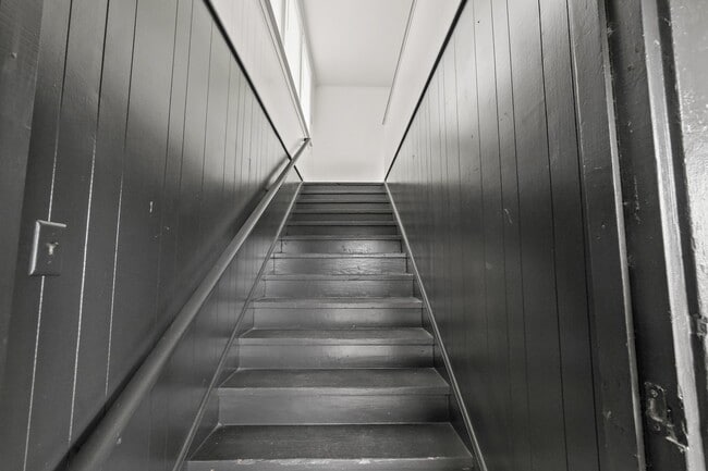 Foto del edificio - 105 W Linney St