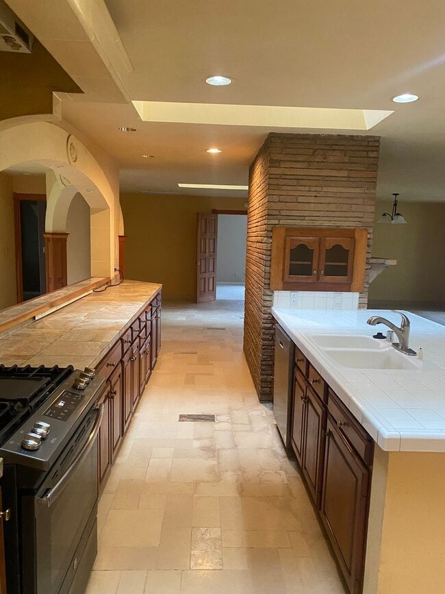 Foto del edificio - 2 bedroom , 3 bath Home on a Peaceful 25 acre parcel close to town