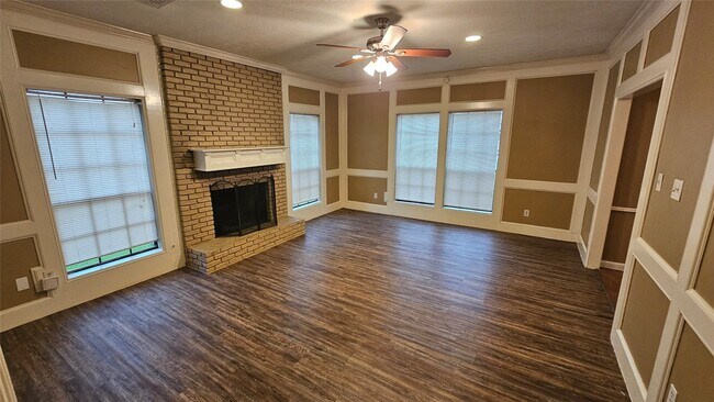 Building Photo - 14734 Treborway Dr