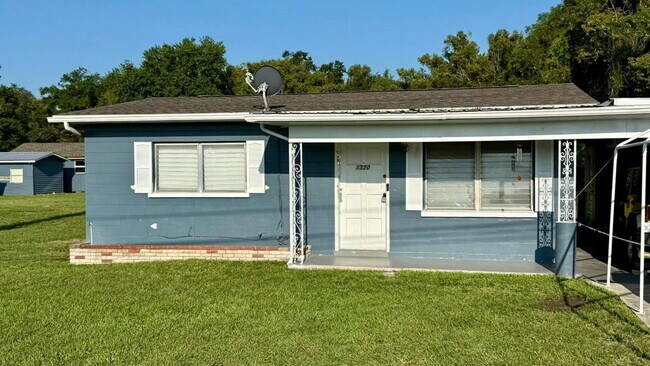 Foto del edificio - 1314 N COMBEE ROAD Unit #4, LAKELAND, Florida 33801