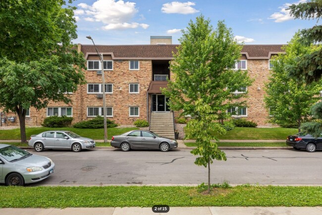 Foto del edificio - 2616 Harriet Ave