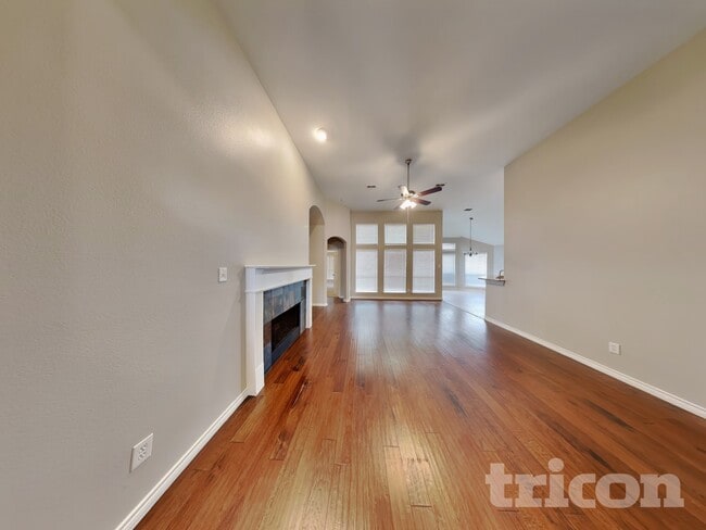 Building Photo - 5337 Warm Springs Trail