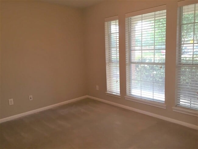 Building Photo - 17022 Sperry Landing Dr