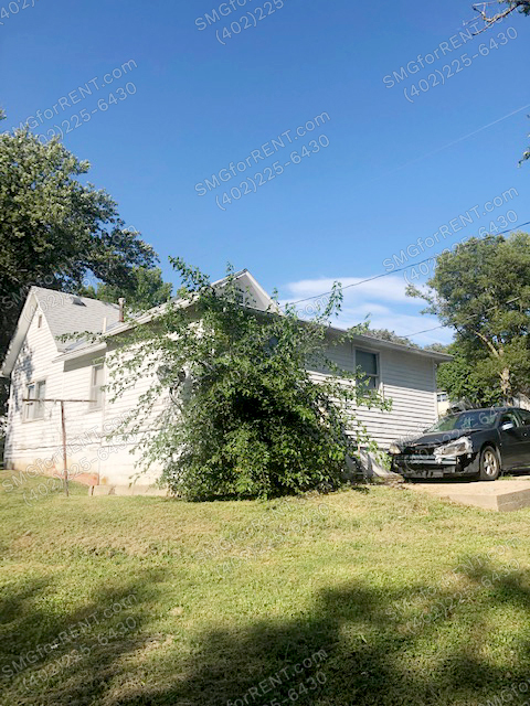 Building Photo - 605 Vine St