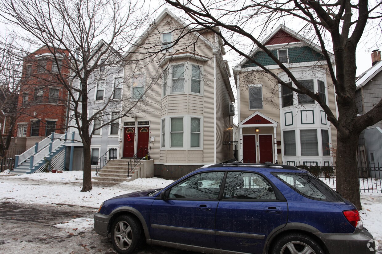 Building Photo - 1222 W Fletcher St