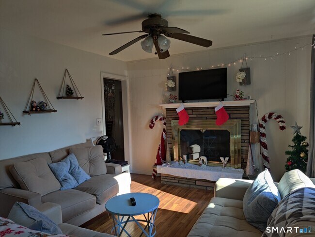 Building Photo - 100 Loftus Cir