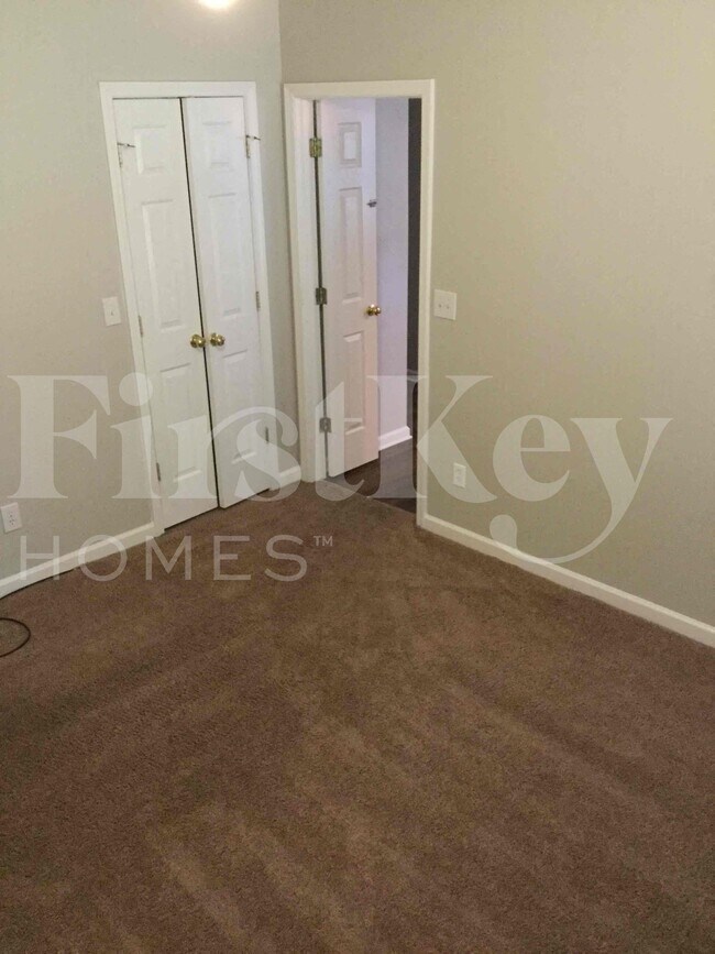 Foto del edificio - 2324 Sandspring Dr SW