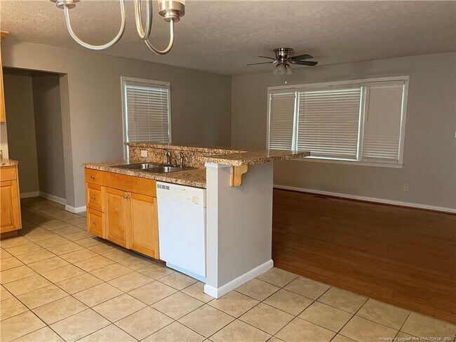 Building Photo - 7511 Telfair Dr
