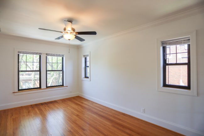 Building Photo - 4403 Hamilton