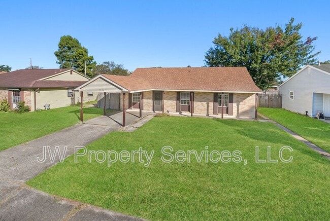 Building Photo - 5036 Highland Dr