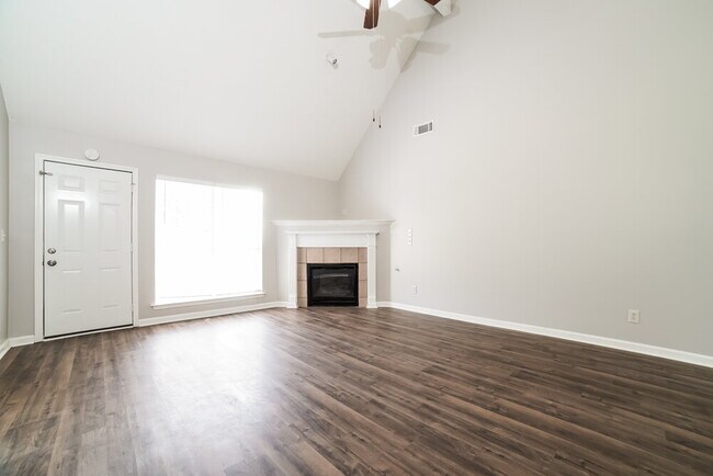 Foto del edificio - 1230 Worthington Dr