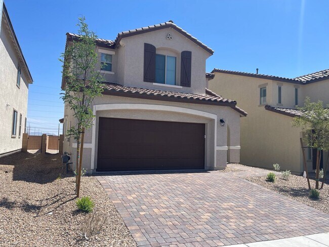 Building Photo - Newer Home! READY FOR MOVE IN!!