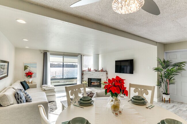 Foto del edificio - 4513 Cove Dr