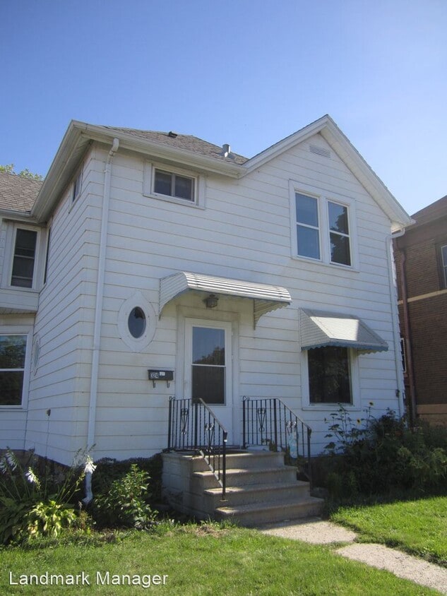 Primary Photo - 4 br, 1.5 bath House - 324 E. Mulberry Street