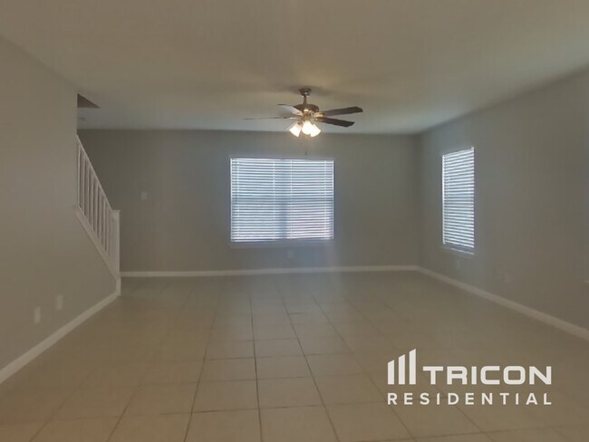 Building Photo - 5930 Encanto Point Dr