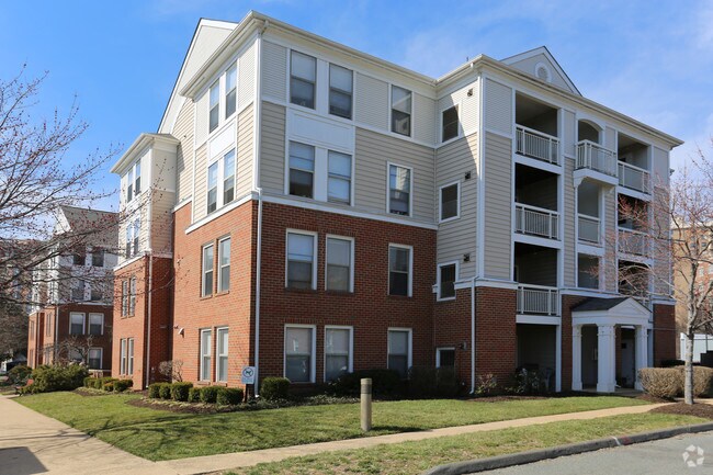 CLARENDON COURT Rentals Arlington, VA