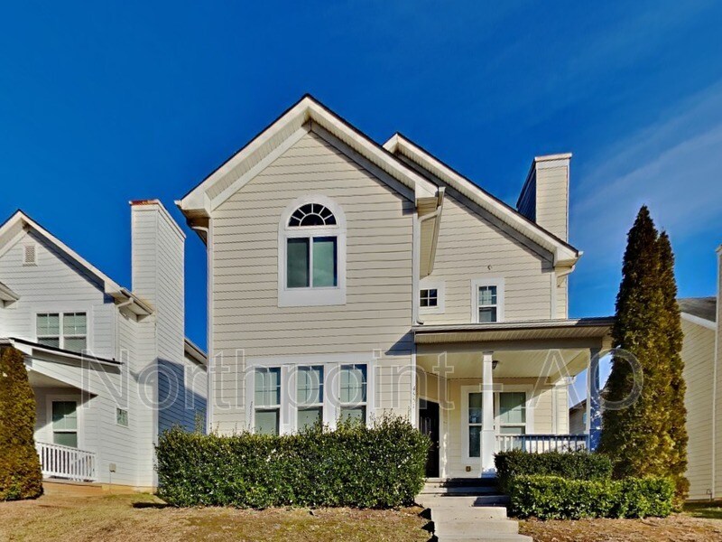 Primary Photo - 4551 Parkway Cir
