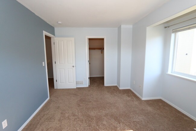 Building Photo - 169 Rusty Allen Place
