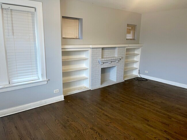 Foto del edificio - 6228 S Sacramento Ave