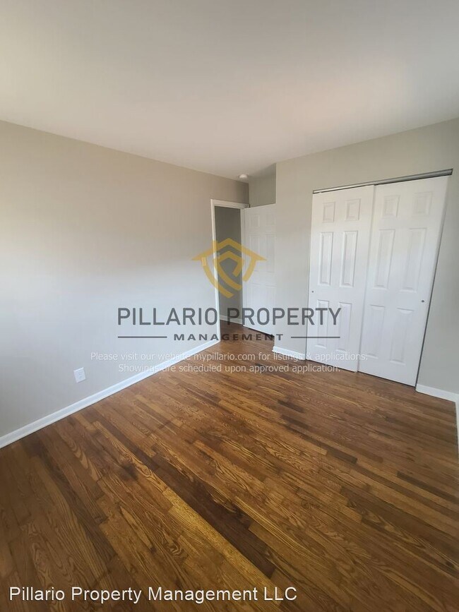 Building Photo - 3 br, 1 bath House - 1819 S Drexel Ave.