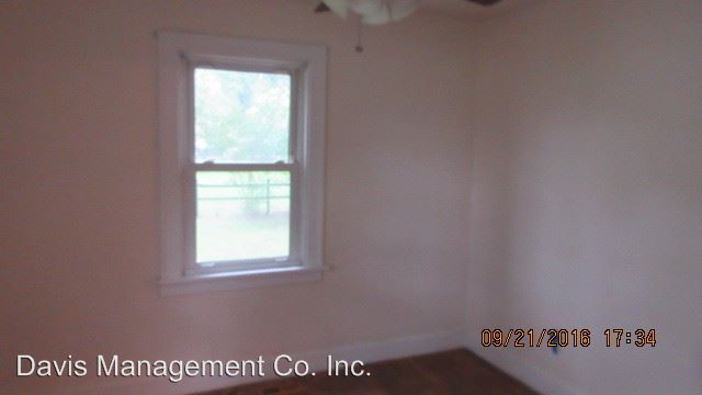 Building Photo - 106 Galax St