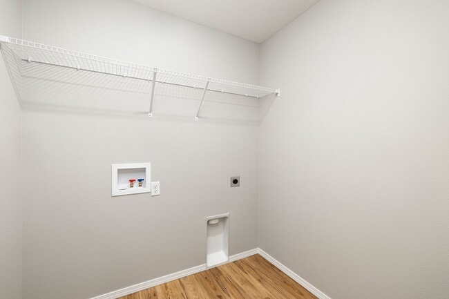 Building Photo - Brand New 3 Bedroom Home in Aurora