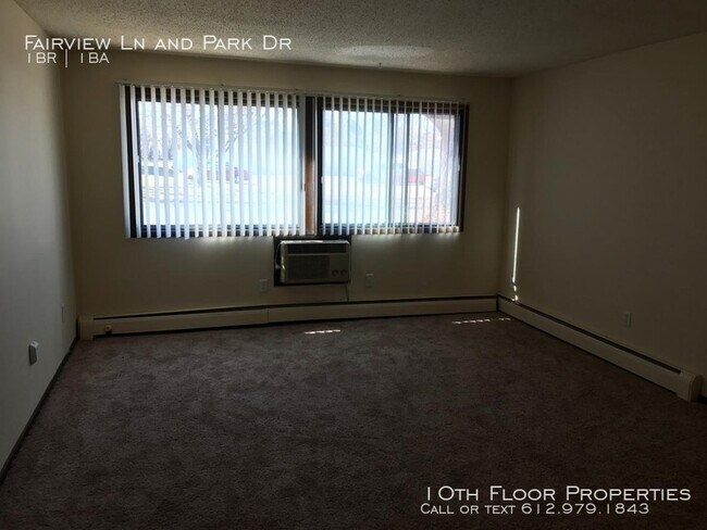 Foto del edificio - One Bedroom Available! March 1st Move in!