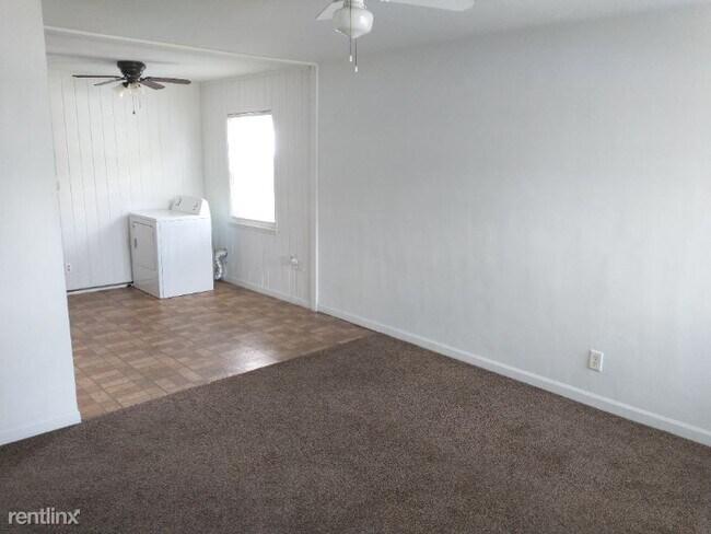 Building Photo - 3 br, 1 bath House - 6832 Olcott Ave
