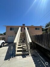 Building Photo - 1600 Mesa St