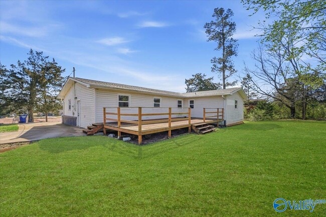 Building Photo - 372 Clutts Rd