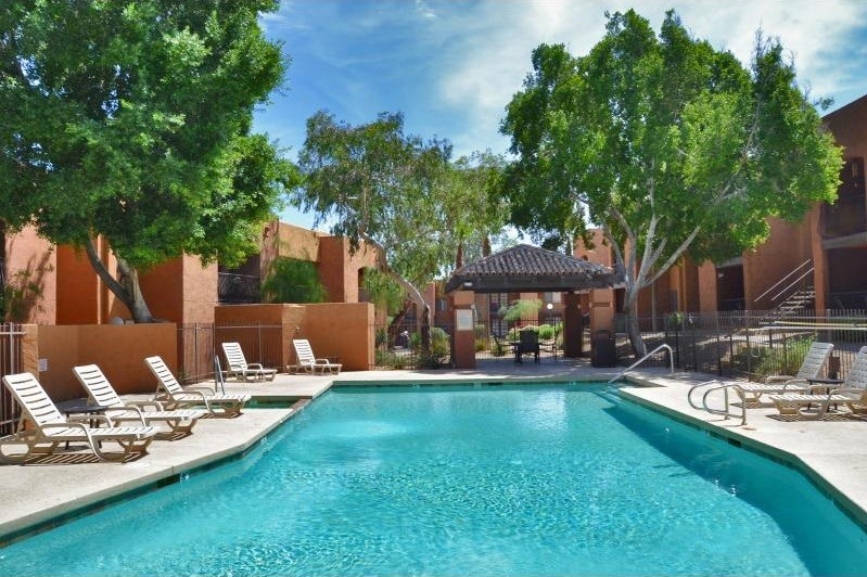 Building Photo - Paradise Foothills Apts