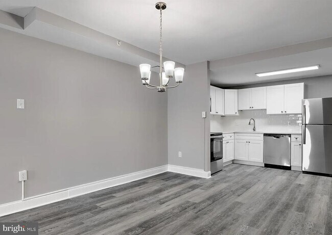 Building Photo - 28 Allegheny Ave