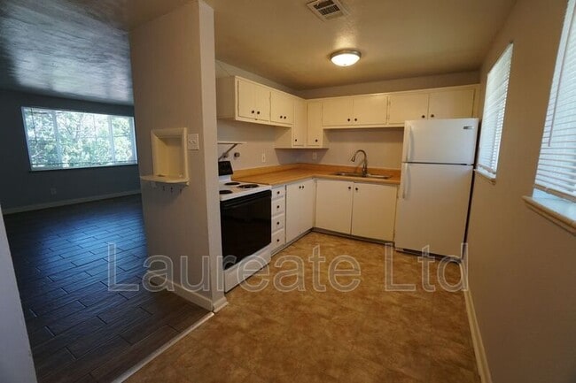 Photo - 675 Miller Ct Apartment