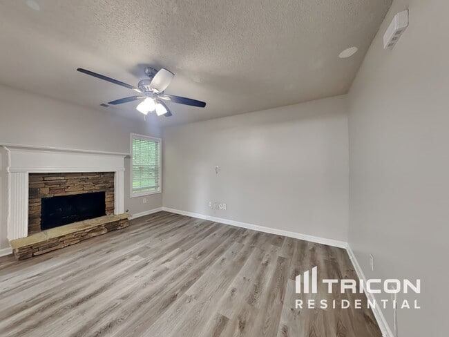 Building Photo - 286 Greystone Pkwy