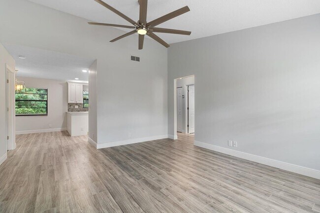 Foto del edificio - 9 Via de Casas Norte