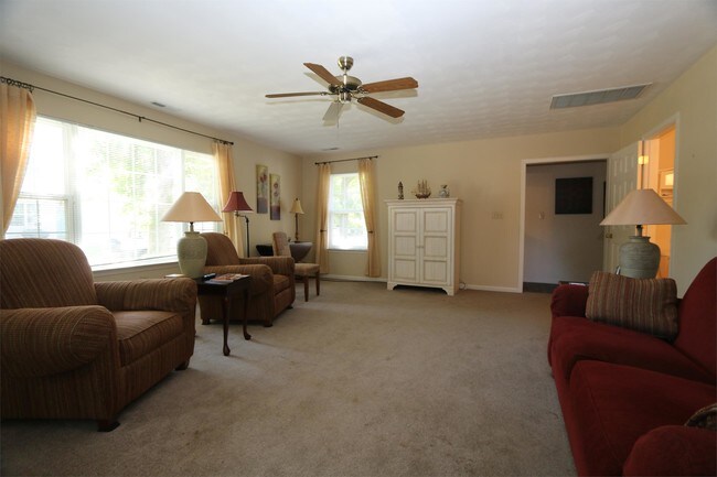 Building Photo - 508 Mediterranean Ave