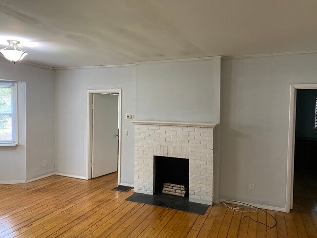 Building Photo - 109 Buist Ave