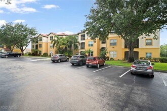 Building Photo - 11530 Villa Grand