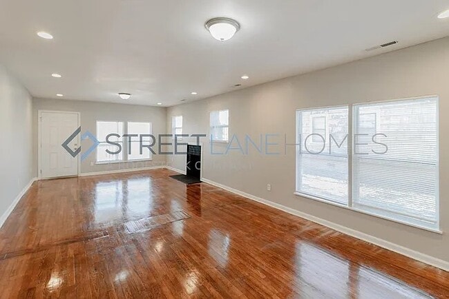 Foto del edificio - 3237 Beech Ave SW