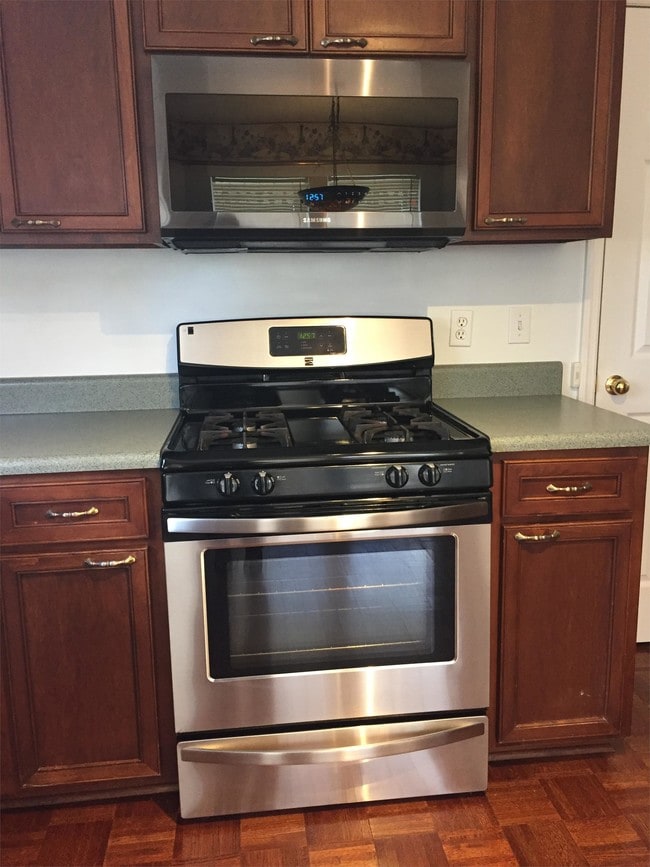 Foto del edificio - 3494 Lands End Ln