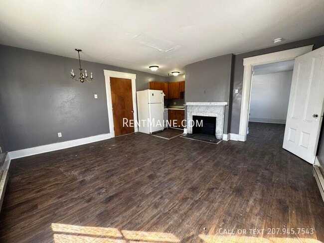 Building Photo - 62 State St