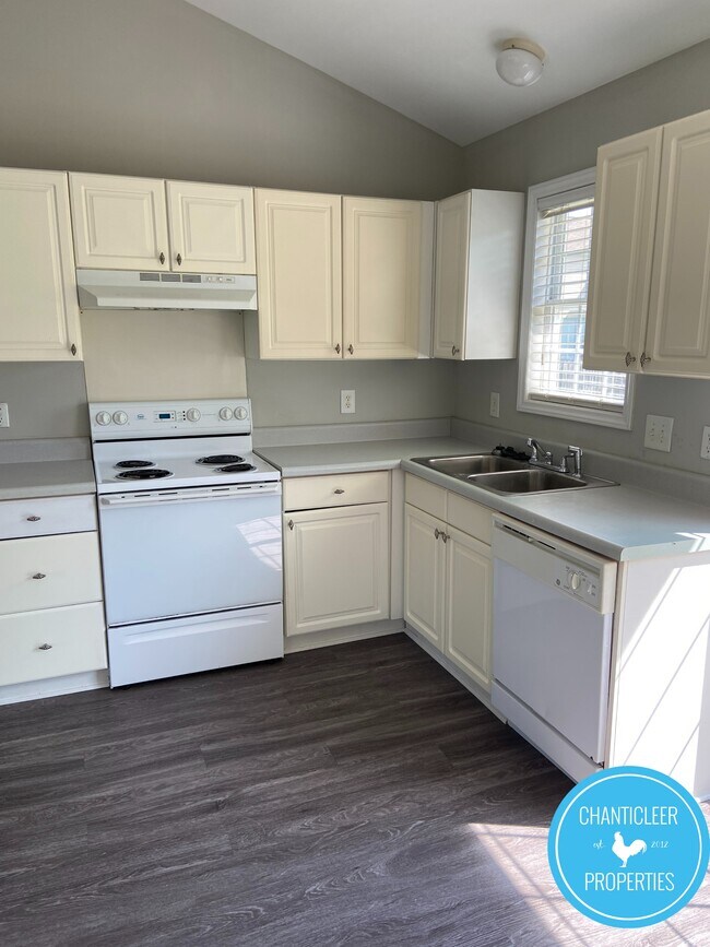 Foto del edificio - 1221 Topping Ln