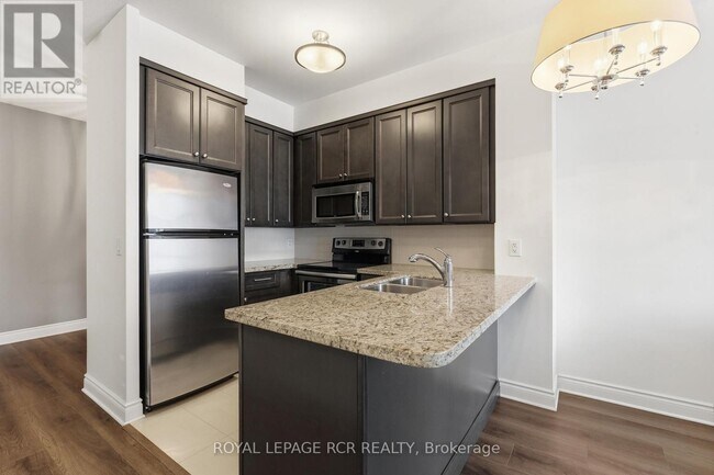 Photo du bâtiment - 30 N Park Rd