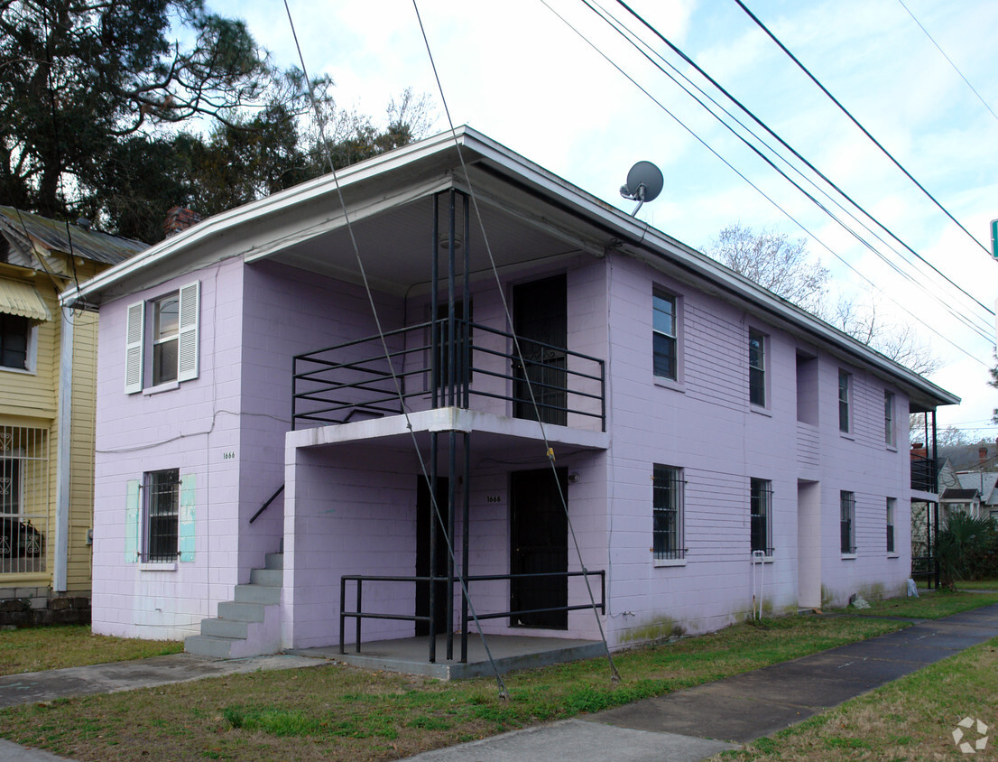 Building Photo - 1666 Myrtle Ave